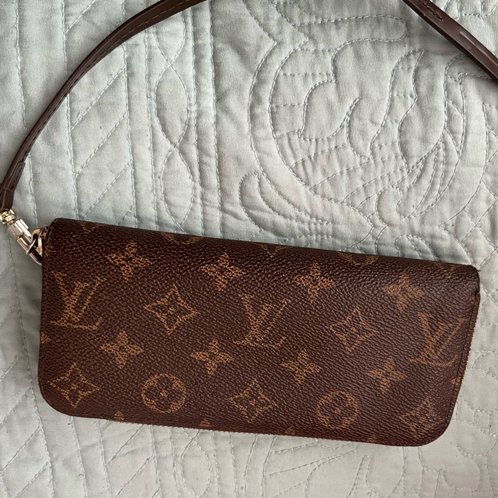 Louis Vuitton Clémence Monogram Wallet